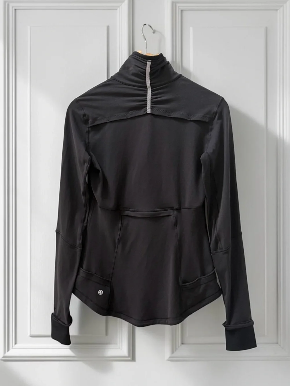 Lululemon Women’s Black Quarter-Zip Active Performance Pullover! Size 8! EUC!